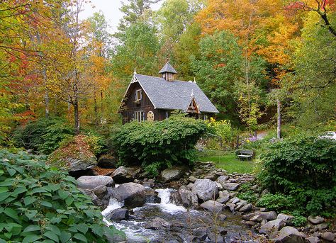 The Artists' Cottage, Memphrémagog, Quebec, Canada, photo by Marcel Lemieux Tranquil House, A House In The Woods, English Cottages, Canada Photos, Cottage Cabin, Cottage In The Woods, Little Cabin, Dream Cottage, Yorkshire England