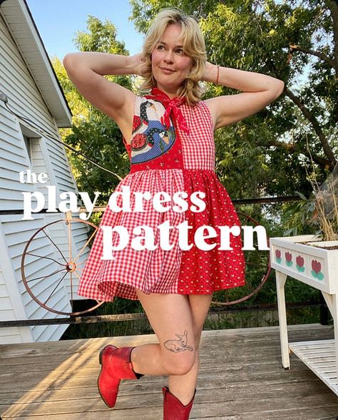 Inclusive Design, Easy Sewing Patterns, Diy Sewing Clothes, Play Dress, Dress Sewing Pattern, Dress Sewing, Sewing For Beginners, Vintage Textiles, Learn To Sew