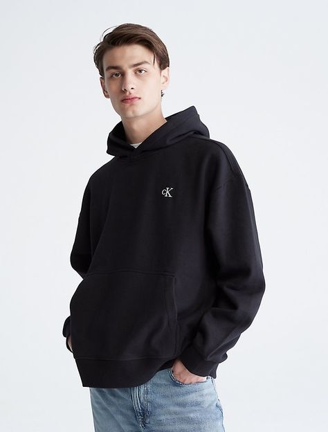 Discover great products at the best prices at Dealmoon. Calvin Klein Relaxed Fit Archive Logo Fleece Hoodie | Calvin Klein. Price:$63.60 at Calvin Klein Archive Logo, Calvin Klein Outfits, Calvin Klein Sweatshirt, Calvin Klein Hoodie, Calvin Klein Men, Cotton Knit, Fleece Hoodie, Ribbed Knit, Hoodies Men