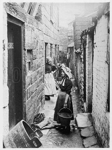 Back-to-back housing at Staithes, Yorkshire. Date late 19th century. By F M Sutcliffe ? Victorian Slums, Poor Child, Victorian Street, 19th Century England, Street People, Victorian Life, Uk History, Victorian London, London History