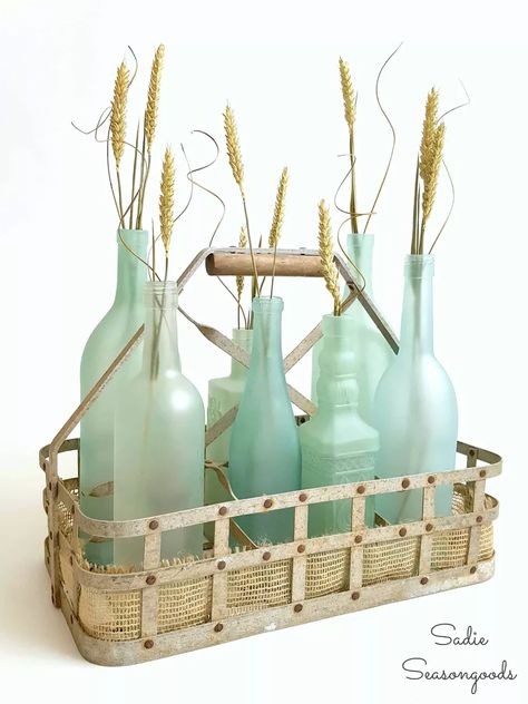 25 DIY Wine Bottle Crafts Glass Spray Paint, Peter Walsh, Sea Glass Decor, Wine Bottle Centerpieces, Organizing Life, Bottle Centerpieces, Paper Clutter, Coastal Beach Decor, Wine Bottle Diy Crafts