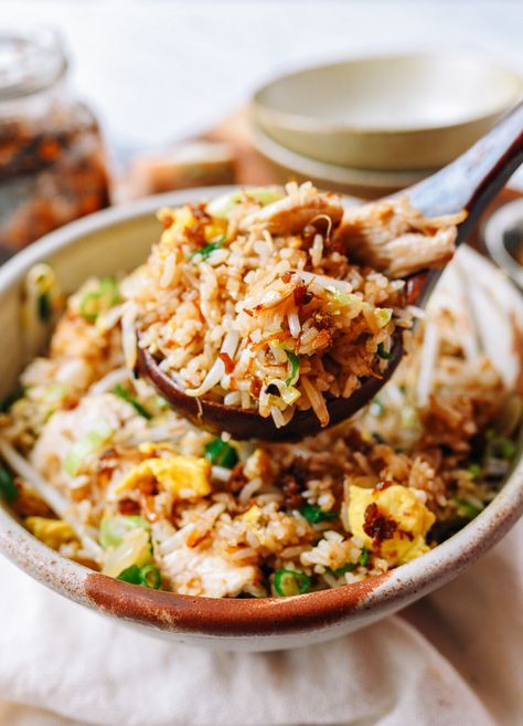 This XO Sauce Fried Rice recipe combines umami-filled, luxurious XO sauce with chicken for a tasty new spin on familiar chicken fried rice. Source: thewoksoflife.com Thai Chicken Fried Rice Recipe Authentic, Xo Fried Rice, Xo Sauce Dishes, Xo Sauce Recipe, Sauce For Fried Rice, Xo Sauce, Rice With Chicken, Noodles Recipes, Woks Of Life