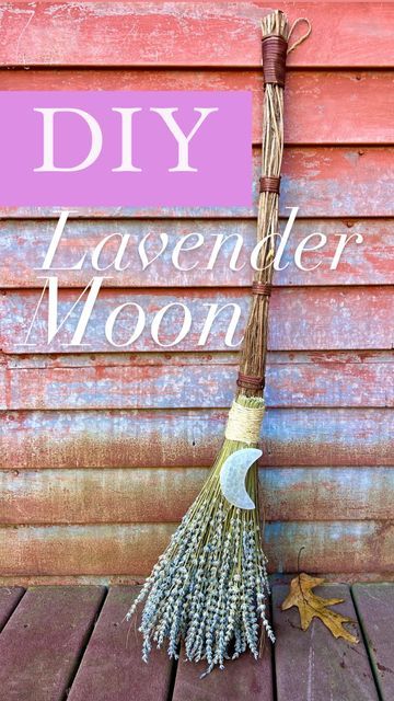 Diy Witchcraft Crafts, Diy Witch Brooms, Diy Witch Broom Decoration, How To Make A Broom, Broom Making, Diy Witch Broom, Witchcraft Diy, Handmade Broom, Yule Crafts