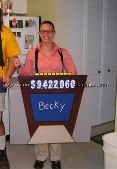 Simple homemade costume ideas Jeopardy Halloween Costume, 3 Pumpkins, Teacher Halloween Costumes, Halloween Web, Homemade Costume, Couple Costumes, Costume Works, Homemade Halloween Costumes, Homemade Costumes