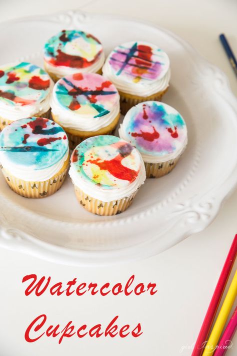 Watercolor Cupcakes Watercolor Cupcake Frosting, Paint Theme Cupcakes, Painting Party Snacks, Paint Splatter Cupcakes, Paint Party Cupcake Ideas, Art Party Cupcakes, Paint Party Cupcakes, Art Themed Cupcakes, Artsy Cupcakes