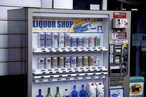 Beer & liquor vending machine!!! Beer Vending Machine, Vending Machine, Bar Tools, Liquor, Barware, Beer, Map, Tools, Bar