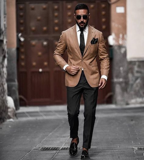 Tan Outfit Men, Tan Blazer Outfits Mens, Brown Sport Coat Outfits, Blazer And Black Dress, Sports Coat Outfit Men, Tan Blazer Outfit, Blazer Black Dress, Tan Blazer Outfits, Sport Coat Outfit