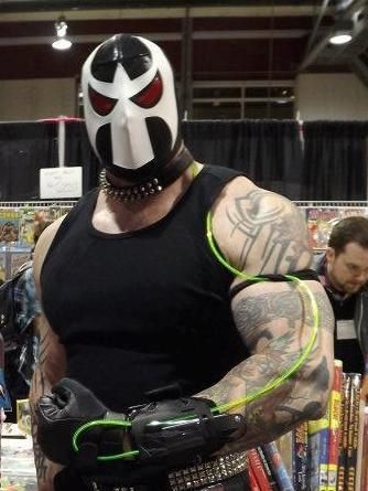 Bane Batman Vengeance, Bane Costume, Bane Cosplay, Bane Batman, I Love My Husband, Dc Comics Cosplay, Batman Cosplay, Superhero Cosplay, Dc Cosplay