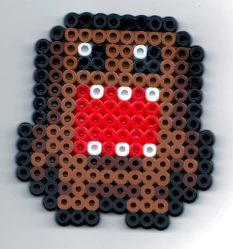 Pearler Bead Jewelry Ideas, Perler Cute, Domo Pixel Art, Rock Perler Beads, Small Perler Ideas, Small Perlers, Domo Kandi Pattern, Small Pearler Bead Ideas, Domo Perler Beads