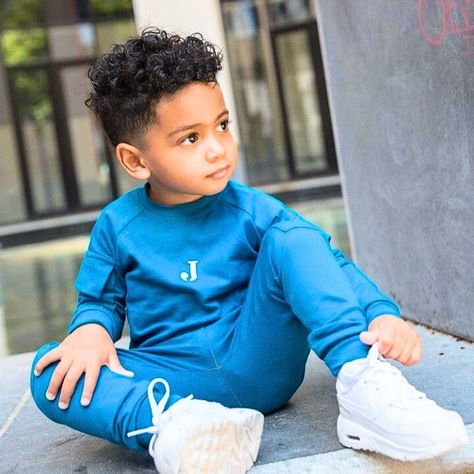 50 Cute Haircuts for Little Black Boys Age 2-8 Years! - Coils and Glory Haircuts For Straight Hair Boys, Boys Haircut Asian, Boys Haircut Fade, Toddler Boy Curly Haircuts, Boys Curly Haircuts Kids, Mixed Boys Haircuts, Toddler Curly Hair, Boys Haircuts Curly Hair, Boys Curly Haircuts