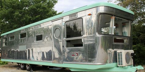 http://www.delish.com/food-news/news/g4248/tiny-house-trailer-for-sale/ Trailer Parks, Royal Mansion, Spartan Trailer, Retro Trailers, Vintage Trailer Interior, Glamper Camper, Camper Trailer Remodel, Trailer Interior, Tiny House Trailer