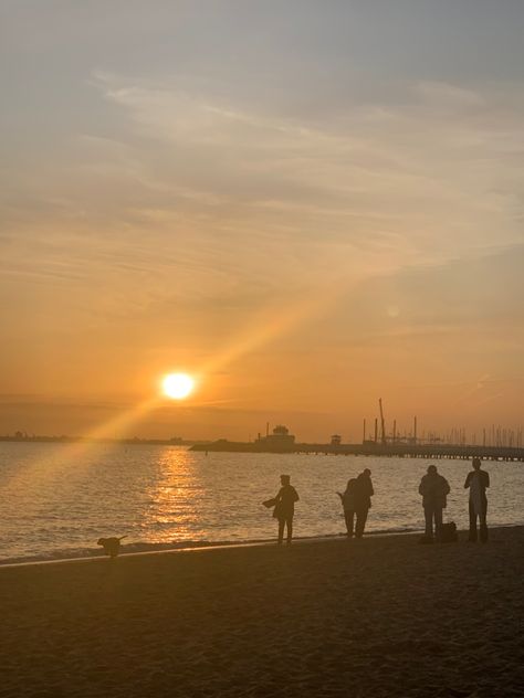 beach sunset st kilda melbourne australia St Kilda Beach Melbourne, St Kilda Beach, Melbourne Australia Beaches, St Kilda Melbourne, Beach Sunset Australia, Melbourne Beach, Sunset Kota Kinabalu, St Kilda, Melbourne Australia