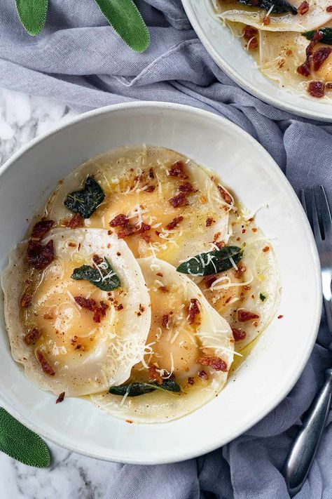 Easy Butternut Squash Ravioli with Crispy Sage Browned Butter Sauce and Bacon | Foodtasia Ravioli Recipe Alfredo Sauce, Ravioli Recipe Alfredo, Recipe Alfredo Sauce, Squash Ravioli Recipe, Fresh Pasta Dough, Mediterranean Foods, Squash Ravioli, Easy Butternut Squash, Brown Butter Sauce