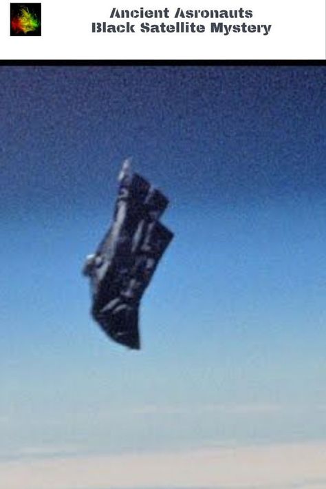 Ufo Aesthetic, Interesting History Facts, Alien Facts, Black Knight Satellite, Flying Ships, Carburetor Tuning, Ufo Photography, Bob Lazar, Alien Proof