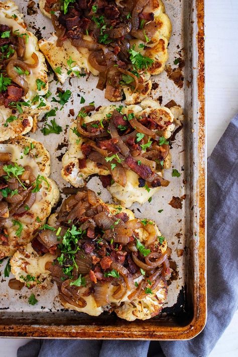 French Onion Cauliflower, Cauliflower Steaks Recipes, Steak Dishes, Soup Appetizers, Steak And Mushrooms, Cauliflower Steaks, Awesome Recipes, Dinner Appetizers, Live Fit