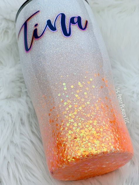 Simple but pretty. White to orange #glitterytumbler #simple #glitter #gifts #forher #orange #white #tumbler #custommade #handmade #epoxy Orange Glitter Tumbler Ideas, Orange Epoxy Tumbler, Orange Glitter Tumbler, Orange Tumbler Ideas, White Glitter Tumbler, Resin Cups, Tumblers Ideas, Spinners Diy, Tumbler Inspiration