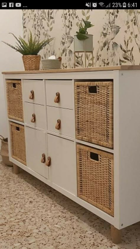 #homedecor #livingroomdesign Diy Bathroom Furniture, Ikea Furniture Hacks, Diy Furniture For Small Spaces, Pallet Furniture Living Room, Diy Apartment Furniture, Furniture Small Spaces, Diy Baby Furniture, Diy Furniture Hacks, Pallet Furniture Bedroom