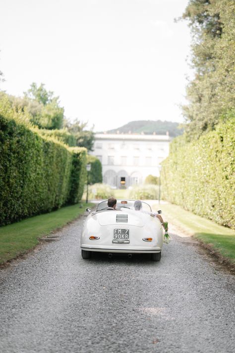 a stunning vintage getaway car for this italian wedding at villa grabau in lucca, italy Getaway Car Wedding, Italy Villa Wedding Venues, Italian Wedding Venues Lake Como, Vintage Wedding Getaway Car, Villa Grabau, Villa Catignano Wedding, Lucca Italy, Vintage Car Italy, Getaway Car