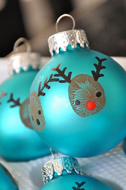 Reindeer Ornaments Christmas Ornaments Diy Kids, December Ideas, Handprint Christmas, Christmas Crafts For Toddlers, Classroom Christmas, Kids Christmas Ornaments, Painted Christmas Ornaments, Reindeer Ornaments, Christmas Keepsakes