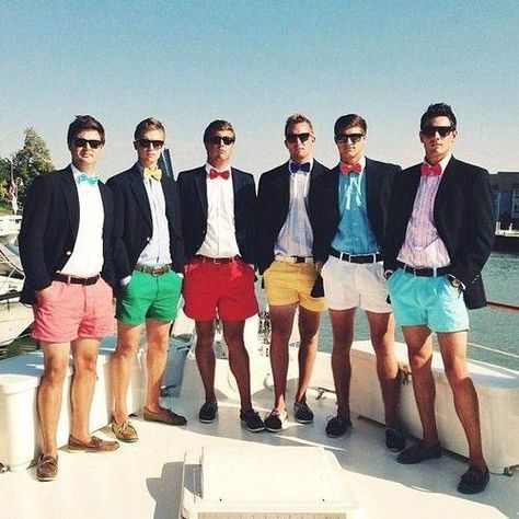 Frat Boy Outfit, Frat Boys, Summer Costume, Southern Boys, Preppy College, Preppy Boys, Der Gentleman, Frat Parties, Men Party