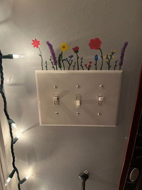 Switchboard Art, Switch Board Art, Simple Wall Paintings, Home Flower Decor, Doodle Wall, Plant Doodle, Easy Room Decor, Wall Painting Decor, Garden Crafts Diy