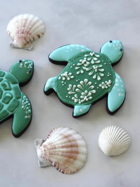 Sea Turtle Cookies, Turtle Baby Shower Theme, Beach Birthday Decorations, Turtle Birthday Cake, Beach Birthday Cake, Cookie Techniques, 15th Birthday Party Ideas, Turtle Baby Shower, Beach Cookies