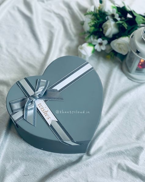 Watch hamper for her💌 #watchhamper #hamper #hamperideas #hamperforher #giftideas #giftbox #giftforher #giftboxes #giftwrapping #specialgift #customized #giftstore #khantycloud #instagram #instagramgrowth #iggrowth #followforfollowback #likesforlike #viralpost Watch Hamper, Hampers For Her, Instagram Growth, Viral Post, Gift Store, Special Gifts, Gift Box, Gift Wrapping, Quick Saves