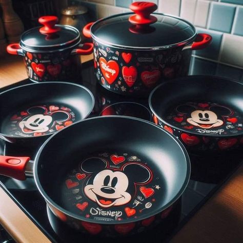 Cooking Equipment Kitchen Tools, Mickey Mouse House, Mickey Kitchen, Mickey Mouse Kitchen, Casa Disney, Disney Room Decor, Mouse Pictures, Mickey Mouse Pictures, Disney Rooms