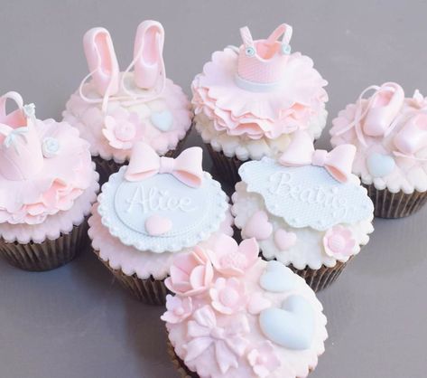 Ballet Cupcakes, Ballerina Cupcakes, Girl Birthday Ideas, Ballet Birthday, Ballet Party, Ballerina Party, Pretty Shoes Sneakers, Little Ballerina, Sugar Craft