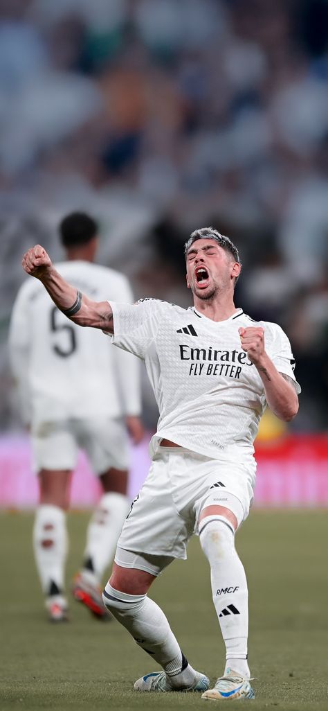 Fede Valverde Wallpaper, Valverde Wallpaper, Foto Top, Real Madrid Wallpapers, Real Madrid Football, Madrid Wallpaper, Cristiano Ronaldo Wallpapers, Real Madrid Players, Ronaldo Wallpapers