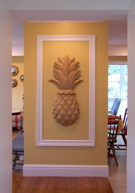 Pineapple Wall Decor, Pineapple Kitchen, Pineapple Wall Art, Pineapple Lovers, Pineapple Decor, Ideas Hogar, Wall Vase, Yellow Wallpaper, Wood Carved