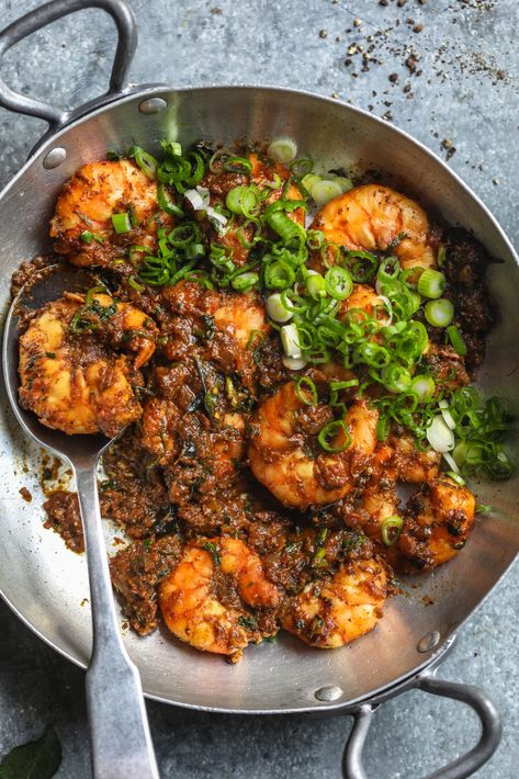 Chettinad Prawn Masala, Prawn Indian Recipes, India Food Recipes, Chettinad Recipes, Indian Shrimp, Prawns Appetizers, Crab Masala, Indian Prawn Recipes, Prawns Curry