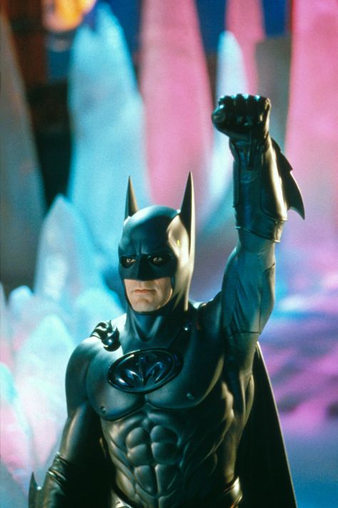 George Clooney Batman, Batman And Robin Movie, Batman And Robin 1997, Batman Halloween, Batman Suit, Batman Film, Halloween Jokes, Batman And Robin, Dc Movies