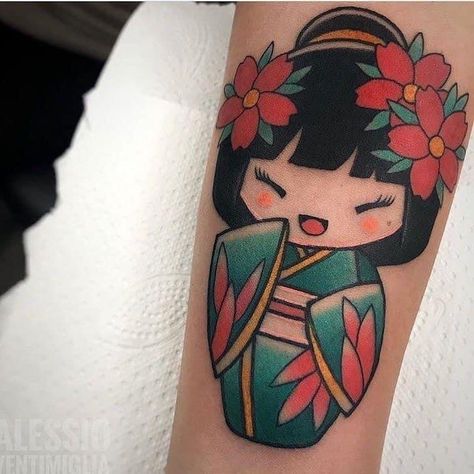 Blackbird Tattoo, Kokeshi Tattoo, Japanese Geisha Tattoo, Daruma Doll Tattoo, Geisha Tattoo Design, Doll Tattoo, Geisha Tattoo, Japan Tattoo, Japanese Tattoo Designs