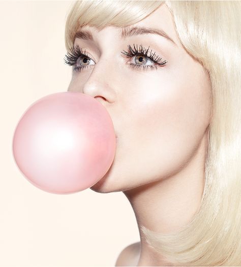 Beauty on Behance Blowing Bubble Gum, Tout Rose, Purse Essentials, Blowing Bubbles, Candy Girl, Pink Bubbles, Chewing Gum, Everything Pink, Commercial Photographer