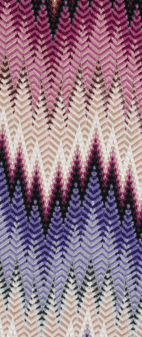 Phrae zig zag fabric- MissoniHome collection 2014 Texture Tessuti, Missoni Pattern, Missoni Home, Fabric Construction, Conceptual Design, Cute Wallpaper For Phone, Weaving Patterns, Gorgeous Fabrics, Jersey Top