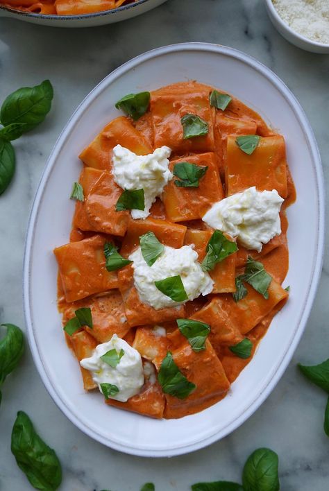 Paccheri alla Vodka with Burrata & Basil Pasta Table, Vodka Pasta, Alla Vodka, Cherry Tomato Pasta, Smoked Cooking, Parmigiano Reggiano, Easy Weeknight Meals, Virgin Olive Oil, Extra Virgin