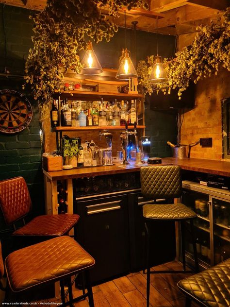 The Doghouse, Lockdown Surrey owned by Clare Daniels #shedoftheyear Bar Dart Board, Shed Pub, Irish Pub Design, Perfect Bars, Shed Bar, Shed Of The Year, Diy Outdoor Bar, Pub Interior, English Pub