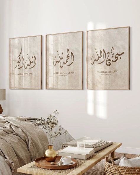 Set of 3 Islamic Wall Art Prints Beige & Brown, Diwani, Subhanallah Alhamdulillah Allahuakbar This beautiful, modern set of three Islamic prints makes a perfect home décor piece for any room. These frames serve as a beautiful and meaningful addition to any space, as they not only add a touch of elegance and sophistication to the decor but also serve as a powerful reminder of the spiritual significance of the remembrance of Allah etc. It can be hung on a wall or displayed on a tabletop, maki... Arabic Calligraphy Home Decor, Wall Decor Islamic Quote, Subhanallah Alhamdulillah Allahuakbar, Wall Art Islamic Home Decor, Arabic Calligraphy Canvas Set, Islamic Prints, Arabic Calligraphy Design Home Decor Islamic Wall Art, Calligraphy Art Print, Islamic Wall Art