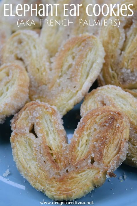 Palmiers Cookies, Elephant Ear Cookies, Puff Pastry Cookies, Cute Easter Desserts, Easy Puff Pastry Recipe, Puff Pastry Recipes Dessert, Puff Pastry Twists, Pastries Recipes Dessert, Cookie Exchange Recipes