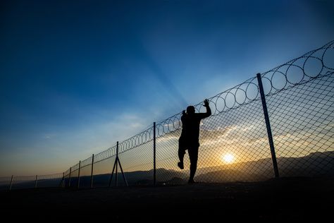 Escaped prisoner sends postcard to prison directors, "greetings from Thailand" Prison Escape, Prison Guard, South Of The Border, Victoria Falls, Hbo Series, Us Man, Hornet, Austria, Acting