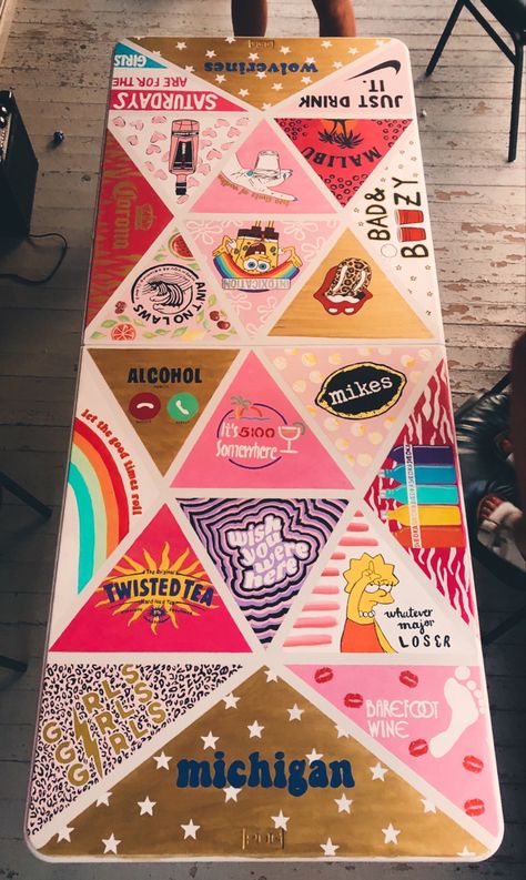 Preppy Beer Pong Table, Country Pong Table Painted, Blue Pong Table Painted, Beer Pong Designs, Pong Table Stencils, Ping Table Painted College, Girl Pong Table Ideas, Western Beer Pong Table, Cup Pong Tables Painted Ideas