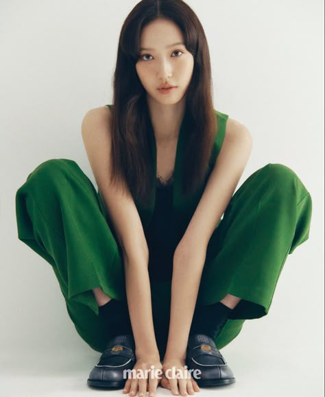 Korean Photoshoot, Actress Photoshoot, Marie Claire Korea, Kdrama Actress, Korea Magazine, Reference For Drawing, Anime Cover, Magazine Photoshoot, Model Pics