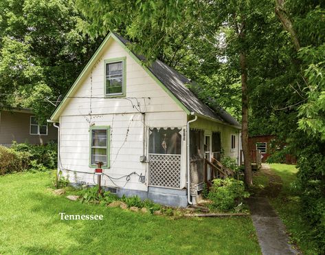 c.1900 Cute Tennessee Home For Sale $99K - Old Houses Under $100K Tennessee Homes For Sale, Tennessee Homes, Spacious Backyard, Good Bones, Cozy Aesthetic, Screened In Porch, Cozy Interior, Step Inside, Bonus Room