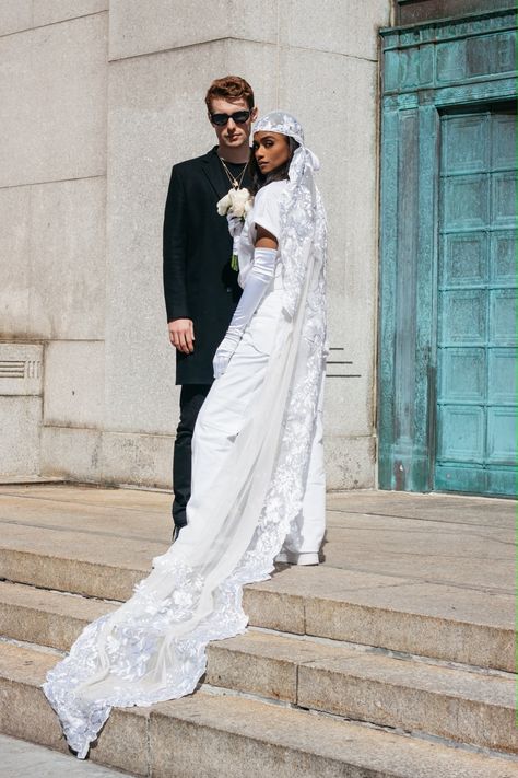 Elaine Welteroth, Traditional Gowns, City Hall Wedding, People Fall In Love, Alternative Wedding, Black Culture, Elegant Outfit, Fashion Stylist, Wedding Bells