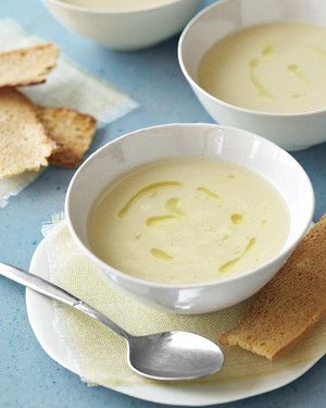 Spring Onion Soup, Spring Onion Recipes, Quick Soup Recipes, Quick Soup, Onion Soup Recipes, Spring Onions, Savory Soups, Onion Recipes, Soup And Sandwich