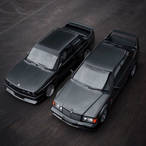 Mercedes 190 EVO2 and BMW E30 Race Car Driving, Mercedes Benz 190e, Mercedes Benz 190, Bmw E30 M3, E30 M3, Porsche Sports Car, Aesthetic Cool, Kustom Cars, Car Chevrolet