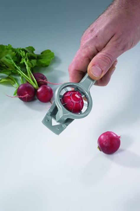 This Radish Rose Maker is the easiest way to make a rose out of this spicy, seasonal spring vegetable. It even works with lemons! Helps make your food pretty. Radish Roses, Apple Corer, Vegetable Carving, Food Carving, Crab Apple, Cool Kitchen Gadgets, Salad Bar, Baking Accessories, Fruit Art