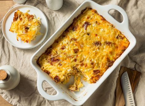 Magic holiday magic with just five basic supermarket staples. This crowd-pleasing dish requires little money and comes loaded with nostalgia. Amish Breakfast Casserole, Brunch Bake, Easy Breakfast Casserole Recipes, Breakfast Casserole Bacon, Classic Breakfast, Breakfast Casserole Easy, Bacon Breakfast, Ground Sausage, Breakfast Casserole Sausage