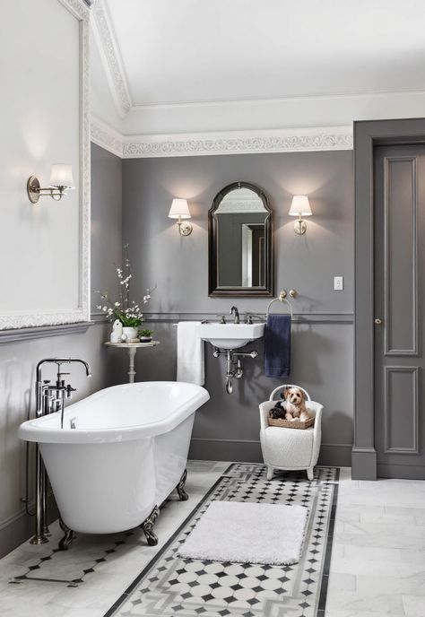 Vintage Modern Bathroom Heritage Bathroom Ideas, Edwardian Bathroom Ideas, Vintage Modern Bathroom, Edwardian Bathroom, Parisian Modern, Contemporary Victorian, Modern Bathroom Ideas, Modern Baroque, Wooden Vanity